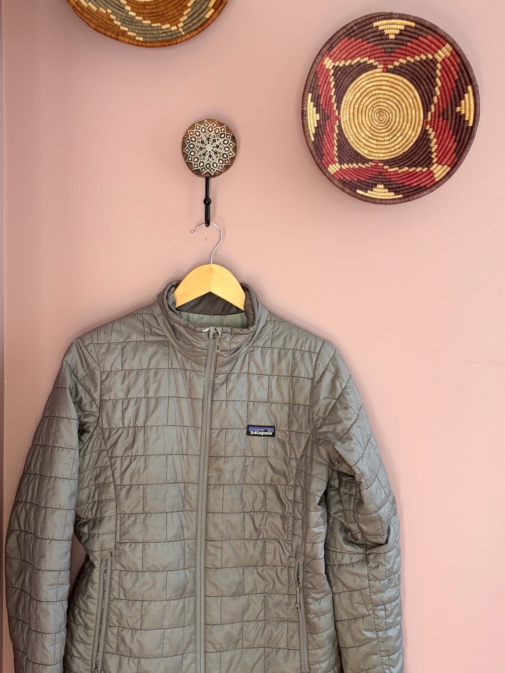 Patagonia Women's Nano Puff Jacket in Silver / Gray